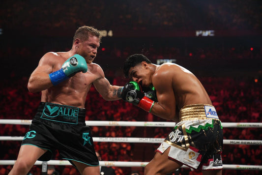 Canelo Alvarez remains the king of super middleweight