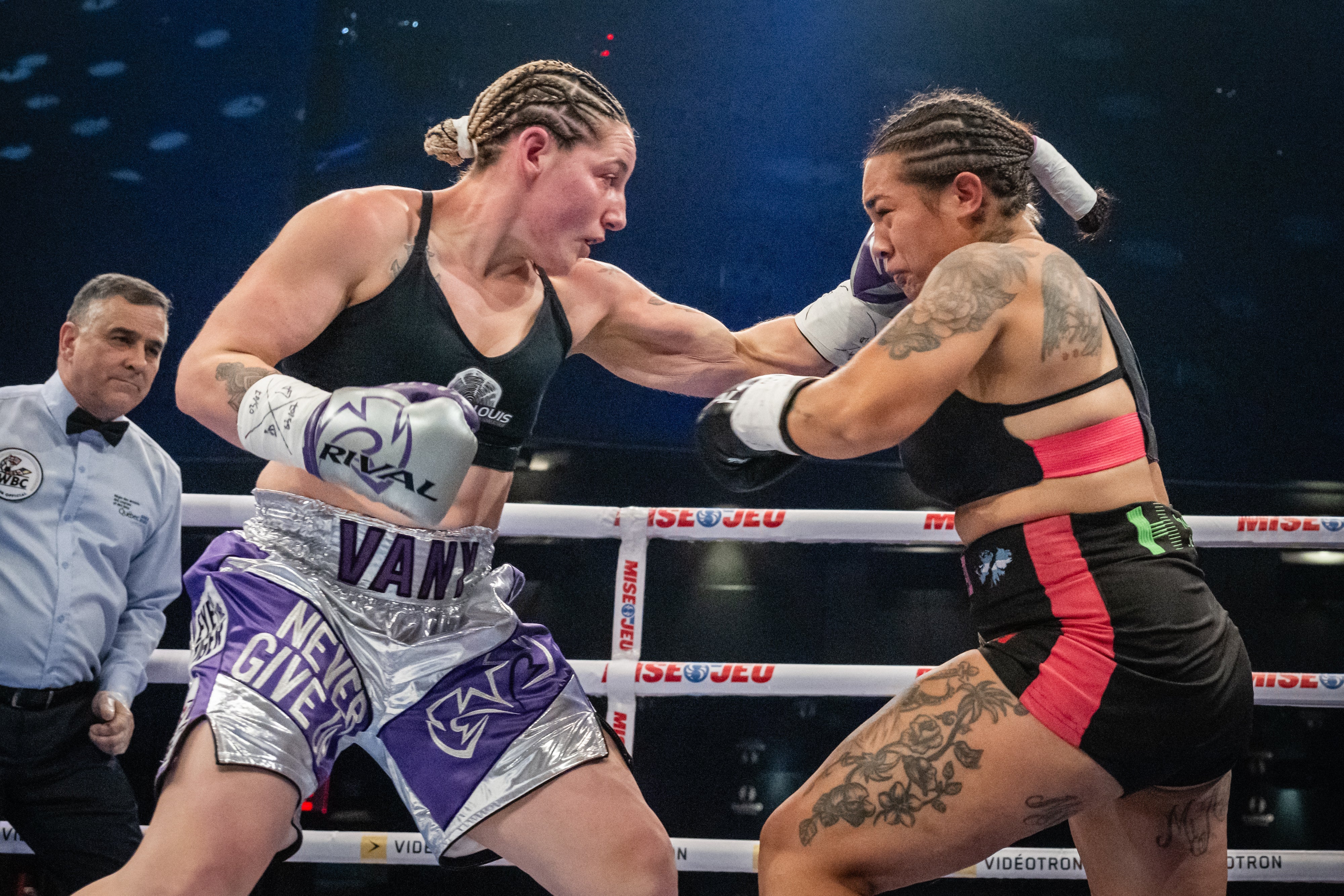 Contestation de Vidal pour le titre WBC - Canada Fighting
