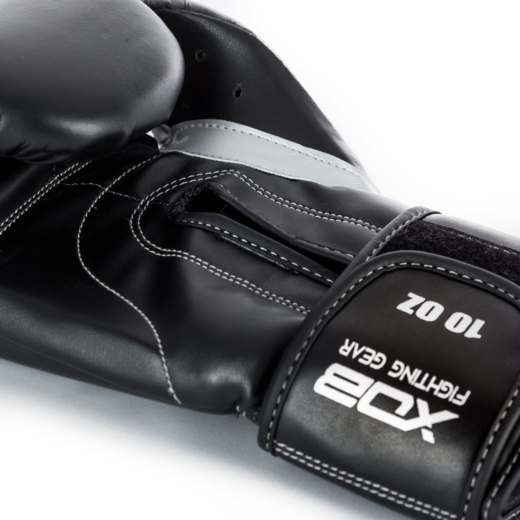 XOB - Gants de boxe Shadow Attache Velcro - Canada Fighting Gants de boxe